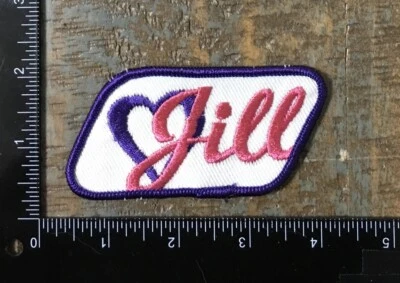 Parche cosido vintage bordado corazón cursivo etiqueta nombre elegante JILL años 70 Foto 1 de 2