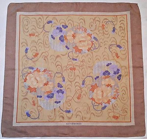 SCIARPA QUADRATA 34" VINTAGE AUTENTICA ROCCOBAROCCO ARTE FLOREALE BEIGE ROSA SETA - Foto 1 di 6