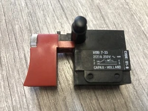Capax Mod 7-33 Trigger On-Off Switch Power Tool Spare Part 250V - Picture 1 of 3