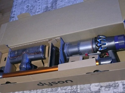 Dyson Cyclone V10 Absolute Vacuum Cleaner - Good Used Condition - Image 1 of 4