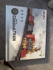 Hot Bee 9015 klassisches Zug-Set Spielzeug mit Rauch Stimme Licht batteriebetrieben - NEU - Bild 1 von 5