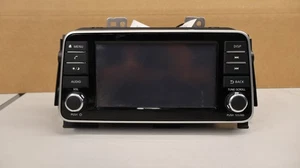 2018 - 2020 Nissan Kicks Radio Receiver w/Display Screen OEM - Foto 1 di 5