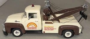 1/18 Welly 1956 Ford F100 Tow Truck Rainbow Truck Service (14238) Cream Brown - Picture 1 of 23