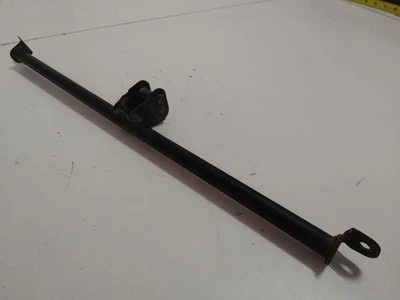 Suzuki LT250R 1985 1986 Quadracer guardabarros delantero soporte soporte de permanencia  Foto 1 de 4