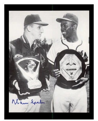 SIGNED WARREN SPAHN 8X10 PHOTO AUTOGRAPH MILWAUKEE BRAVES HANK AARON - Image 1 of 2