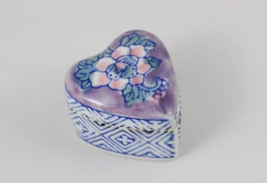 Jewelry Box Porcelain Hand Painted Floral Decoration - Picture 1 of 2