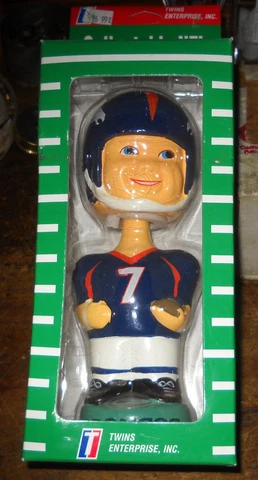 DENVER BRONCOS JOHN ELWAY NFL BOBBLE HEAD TWINS ENTERPRISES TEI NEW IN BOX NIB Cover