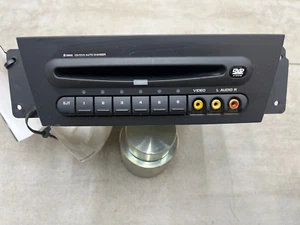 Genuine OEM Chrysler 6 Disc CD DVD Automatic Changer Fits 2004 Chrysler Pacifica - Picture 1 of 4