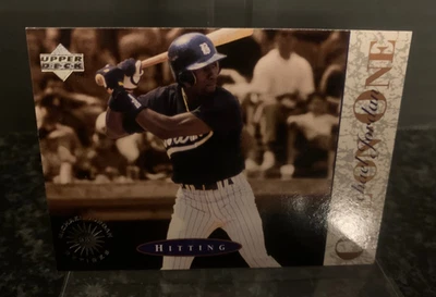 1995 Upper Deck One On One No3 МАЙКЛ ДЖОРДАН (УХОДИТ В ОТСТАВКУ) - Изображение 1 из 2