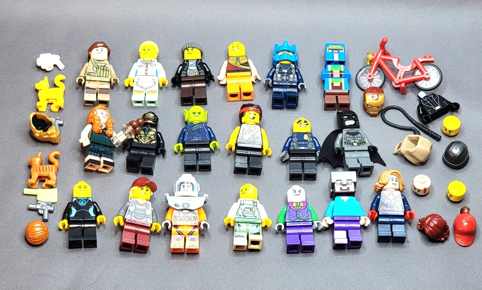 Lego Minifigure Lot Batman Joker Alien Minecraft Bike, Dog, Cat, Police Man - Image 1 of 4