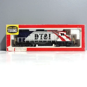 Life-Like Trains GP38-2 Diesel Locomotive DT&I Bicentennial 08291 - Picture 1 of 9