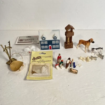 老式批量娃娃屋微缩模型配件圣诞狗猫小猫娃娃屋玩具 — 第 1/4 张图片