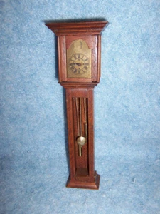 Vintage Puppenhaus Möbel - Standuhr aus Holz - Bild 1 von 6