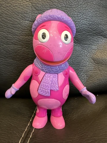 Nickelodeon Backyardigans Artic Explorer Uniqua Talking Singing 2005 Mattel 7" Cover