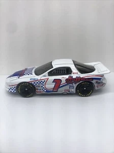 Hot Wheels 1998 Mattel Iroc Firebird Collector 1065 White Die Cast 1:64 - Picture 1 of 12