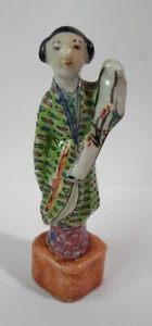 Antique CHINESE EXPORT WOMAN FIGURINE Famille Rose Porcelain Lady & Scroll? 4.5" - Picture 1 of 7