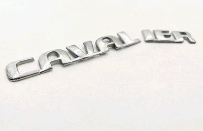 Chevrolet Cavalier 2000-2005 emblema cromado trasero logotipo insignia símbolo Foto 1 de 4