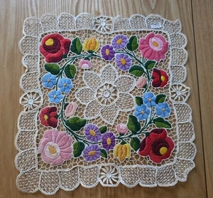 Vintage Hungarian Flower Floral Embroidered Table Mat 11x11 Inches - Picture 1 of 10