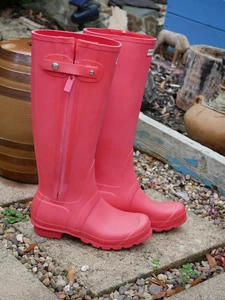 Authentic Hunter Bright Coral Boxed Tall Zipped Wellingtons Size UK 6 ~ 49K4J - Picture 1 of 6