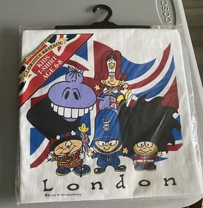 glorious Britain london guards Cartoon Girl Boy T shirt 6-8 Queen’s Guards - Picture 1 of 10