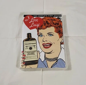I Love Lucy: The Complete First Season (DVD, 2012, 6-Disc Set) NEW/SEALED - Foto 1 di 3