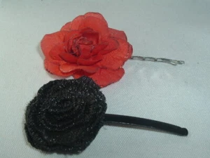 VINTAGE RED & BLACK FLOWER BOBBY PINS UP DO HAIR ACCESSORY  - Picture 1 of 3