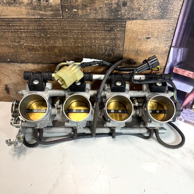 Корпуса дроссельных заслонок главных топливных форсунок 01–07 Suzuki Hayabusa Gsx1300r от оригинального производителя в хорошем состоянии - Изображение 1 из 4