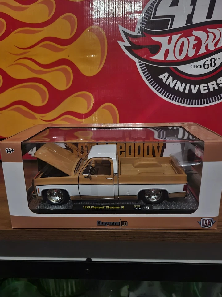 Máquina M2 1:24 Squarebody Syndicate 1973 Chevrolet Cheyenne 10 S39 23-06 *LEER* Foto 1 de 4