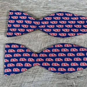 Rivetz of Boston Ole Miss University Of Mississippi Bow Tie Handmade 100% Silk - Picture 1 of 7