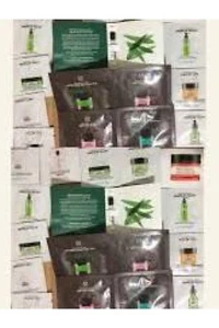 The Body Shop 10 X Mixed Samples - Picture 1 of 1