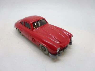WIKING: MB 300SL Coupè Gullwing, Rosso, Acida Hb Nr.387/1B (Schub88) - Immagine 1 di 3