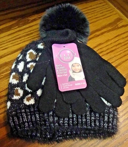 NWT Girls Sz 7-14 Youth Hat/Gloves Set~ 100% Acrylic~Brown~White~Black Pom   315 - Picture 1 of 4