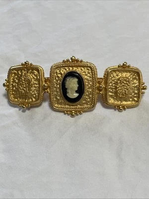 Vintage VICTORIAN Style CAMEO Gold Tone GOTHIC BARRETTE HAIR CLIP - Image 1 of 4