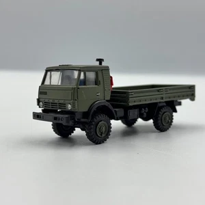 KAMAZ 4310 4x4 Vehículo Militar Verde Escala 1/87 (H0) - Imagen 1 de 5