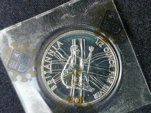 1/2 oz Britannia 2011 - Queen Großbritannien Silber - Original Versiegelt - Bild 1 von 2