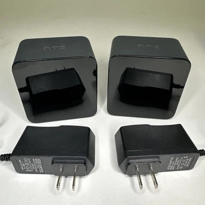 HTC Vive VR Base Stations Pair (2PR8100) w/ Power Adapters - Image 1 of 4