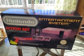 Nintendo NES Action Set PAL ESP Spaco Console Complete in Box Matching Serial