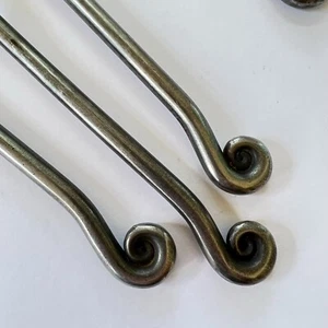 CHOICE Pier 1 Giglio arrotolato PII11 Forchette Nero Inox Cucchiai Cucchiaio... - Foto 1 di 22