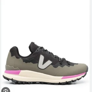 VEJA FITZ ROY TREK-SHELL SCHWARZ OXFORD GRAU KAKI US7 - Bild 1 von 8
