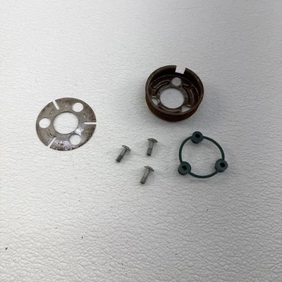 84-96 Jeep Cherokee XJ Wrangler Volante Bocina Botón Montaje Herrajes OEM Foto 1 de 4