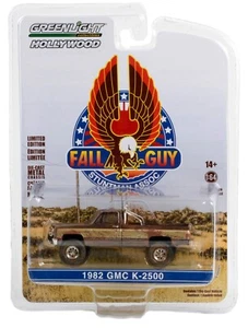 1:64 GreenLight *HOLLYWOOD SE* MUDDY Fall Guy Stunt Man 1982 GMC K-2500 *NIP* - Picture 1 of 1