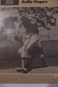 1970's OAKLAND A's ROLLIE FINGERS AUTOGRAPH Photo ORIGINAL Hall Of Fame FREE/SH - Picture 1 of 1
