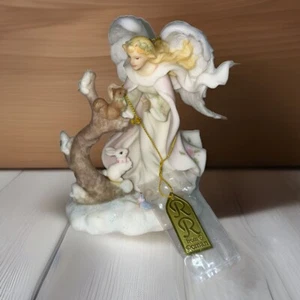 Seraphim Classics 2009 Joyful Winter Angel Ornament #71341 - Picture 1 of 6
