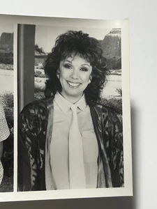 Vintage 2 Black & White Press Photos Coming of Age Paul Dooley Phyllis Newman - Picture 1 of 13
