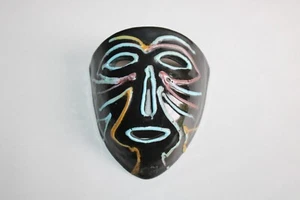 Masque tribal en céramique signé ACCOLAY 3, hauteur 13 cm - Imagen 1 de 10
