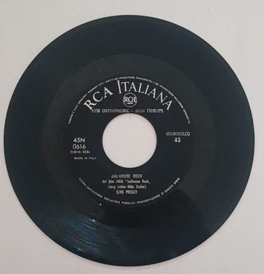 Elvis Presley – Jailhouse Rock / Treat Me Nice - Image 1 of 2