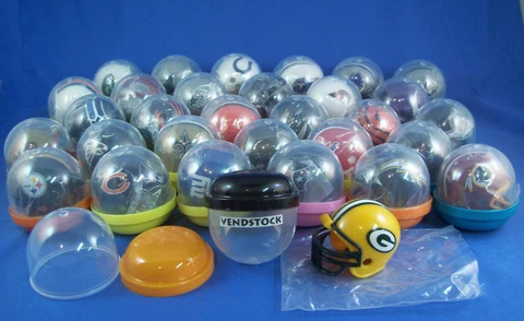 MINI GUMBALL NFL FOOTBALL NEW RETIRED 2009 HELMET V3 2" ROUND - YOU PICK TEAM Cover