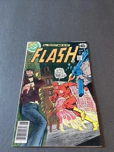 Flash #274 (1959 Series) DC Comic 'Newsstand' VF/NM Condition - Picture 1 of 8