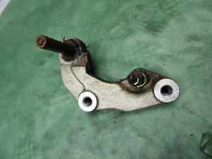 1991 KAWASAKI KX 250 BRAKE CALLIPER HOLDER 125 (int.c05*) BRAKE CALIPER HOLDER - Picture 1 of 6