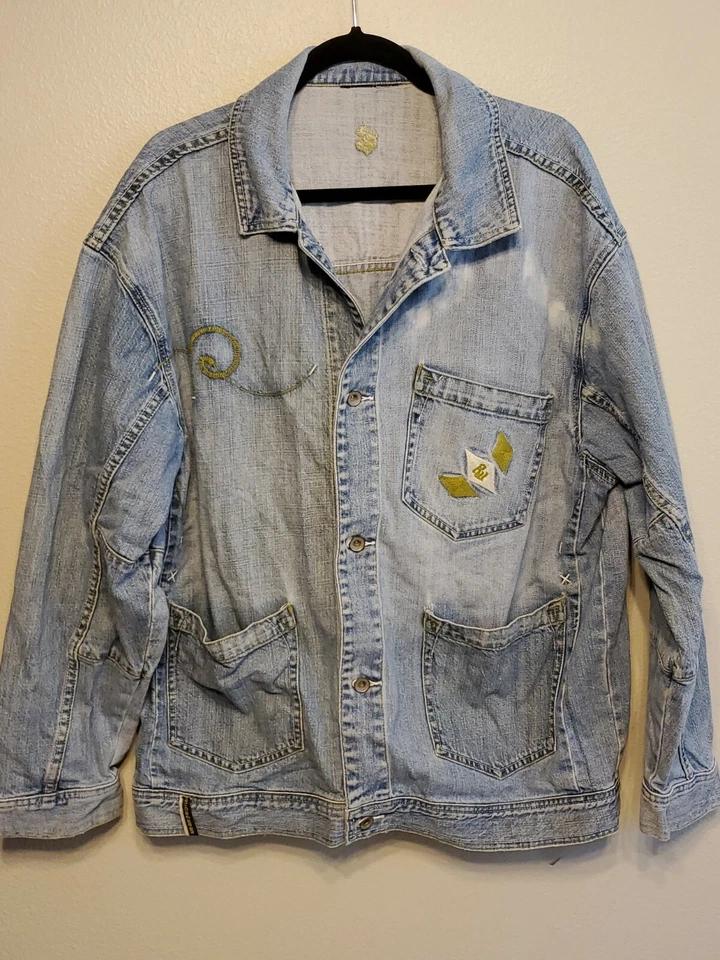 Rocawear Womens Denim Jean Jacket Button Up Pockets Embroidered Light Wash XL - Image 1 of 4